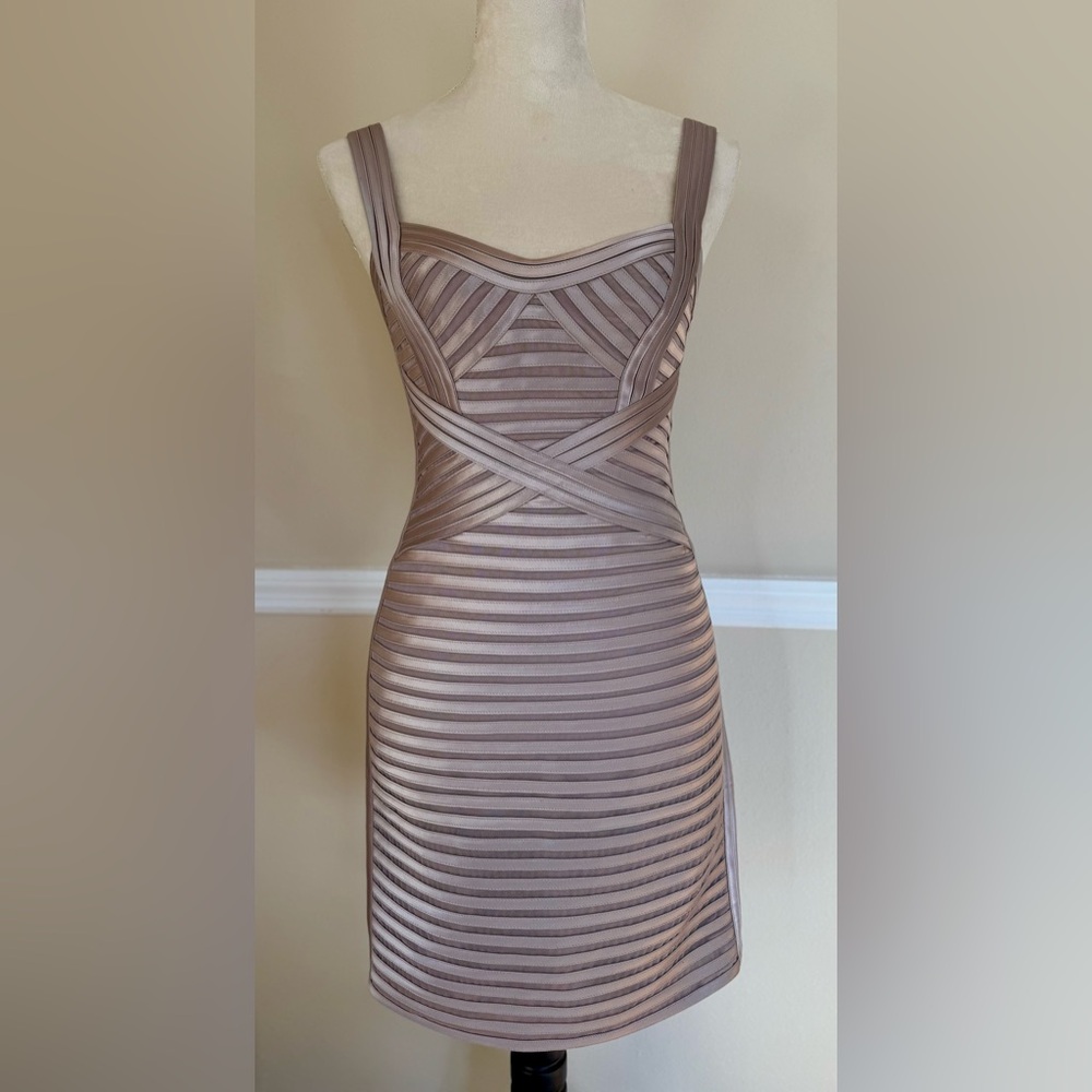 ✨BCBGMAXAZRIA Champagne Satin Bandage Bodycon Dress – Size 2✨ Adjustable Straps